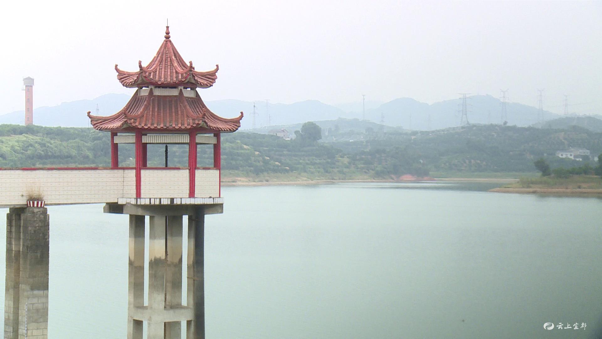 截至目前,白洪溪水库,大溪水库,熊渡水库先后开闸放水300多万立方米