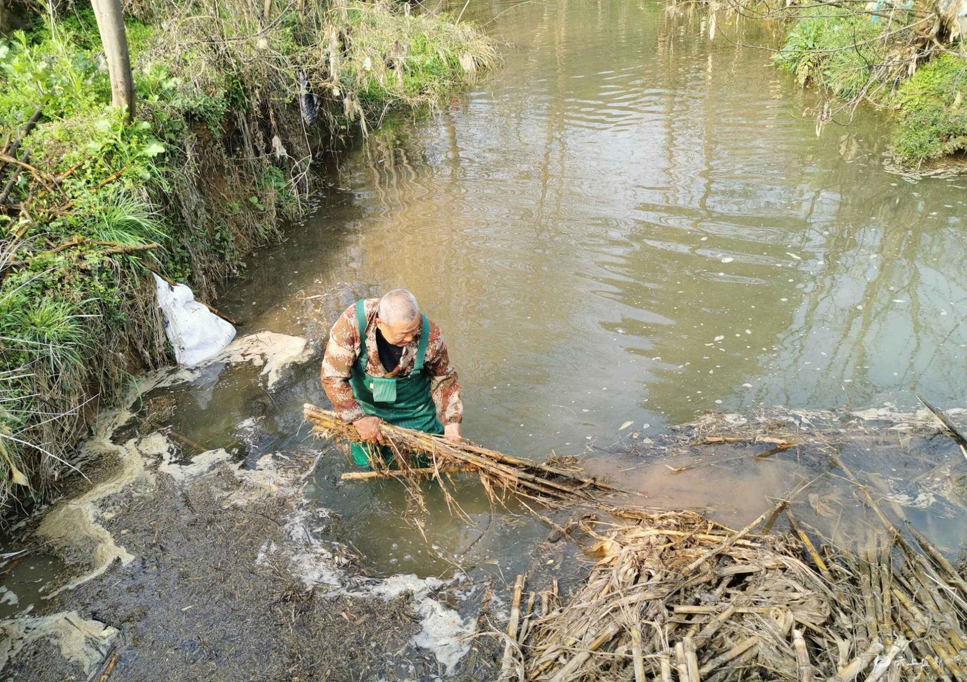 聚焦河湖长制宜都管控生命源头筑牢水旱堤坝