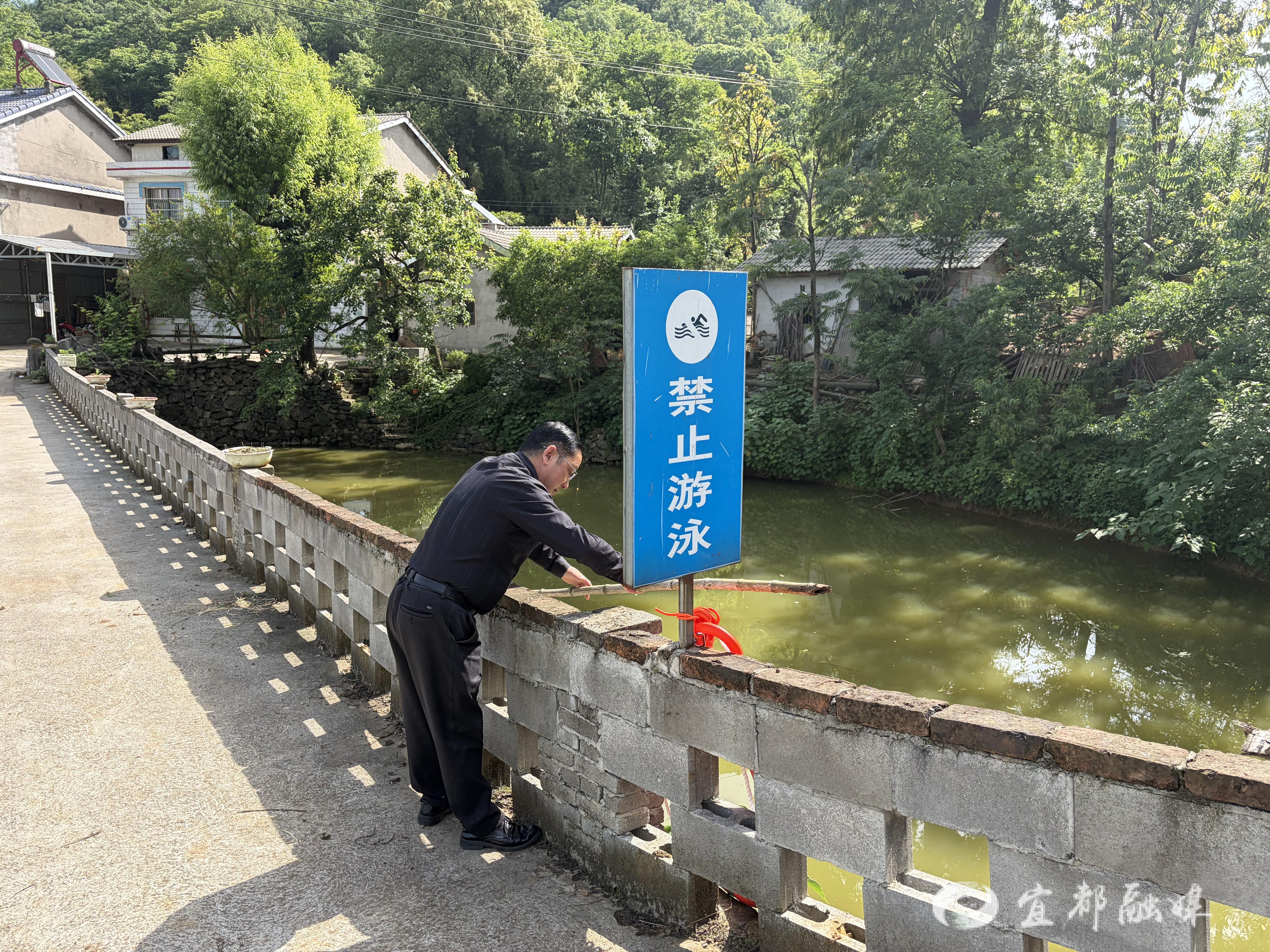 正在上传...