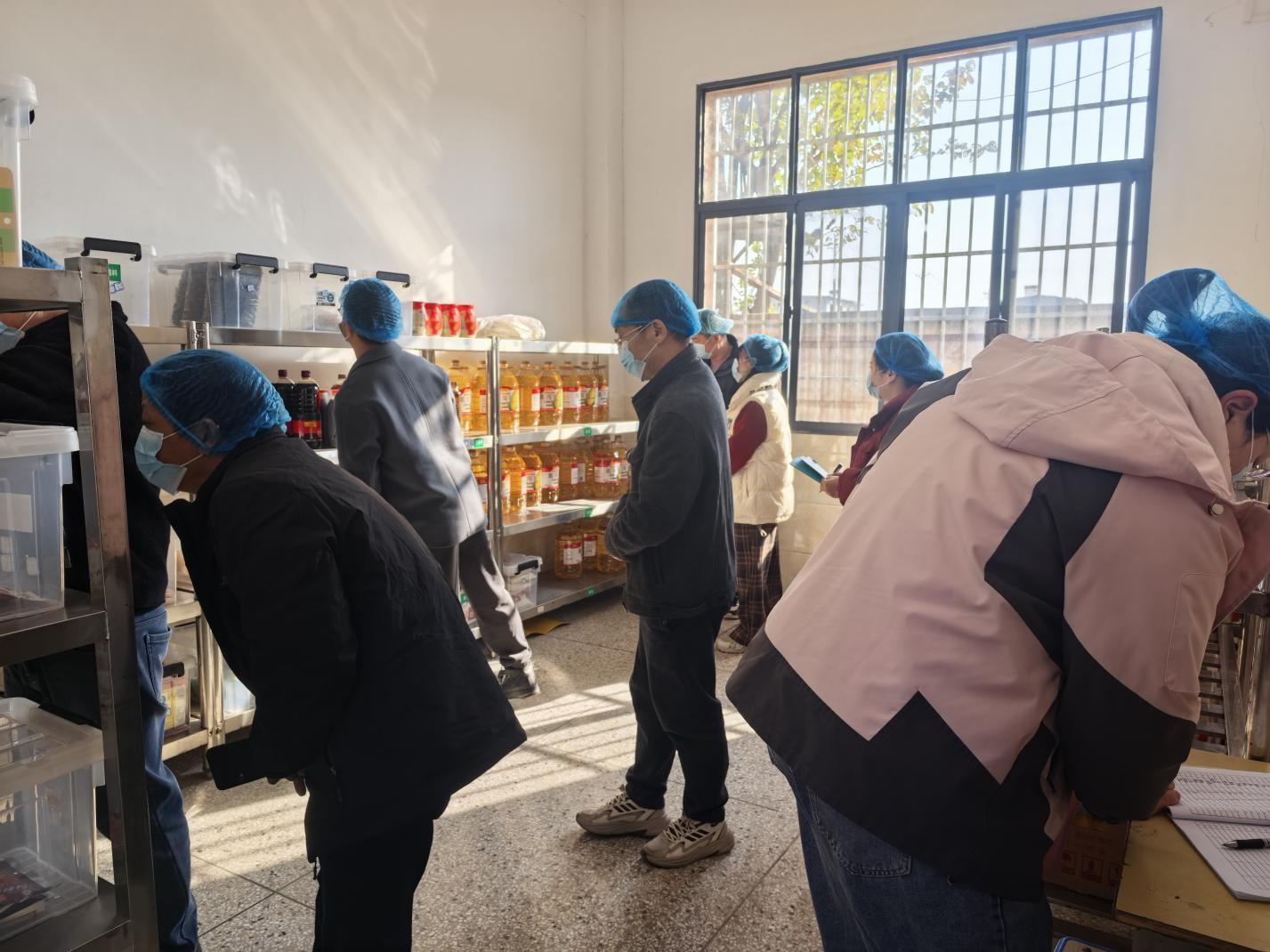 ce076f9aaa218c42de6ce43eeba86315