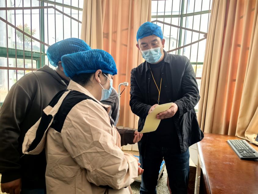 e185424e2eef1424618ca5259a078e77