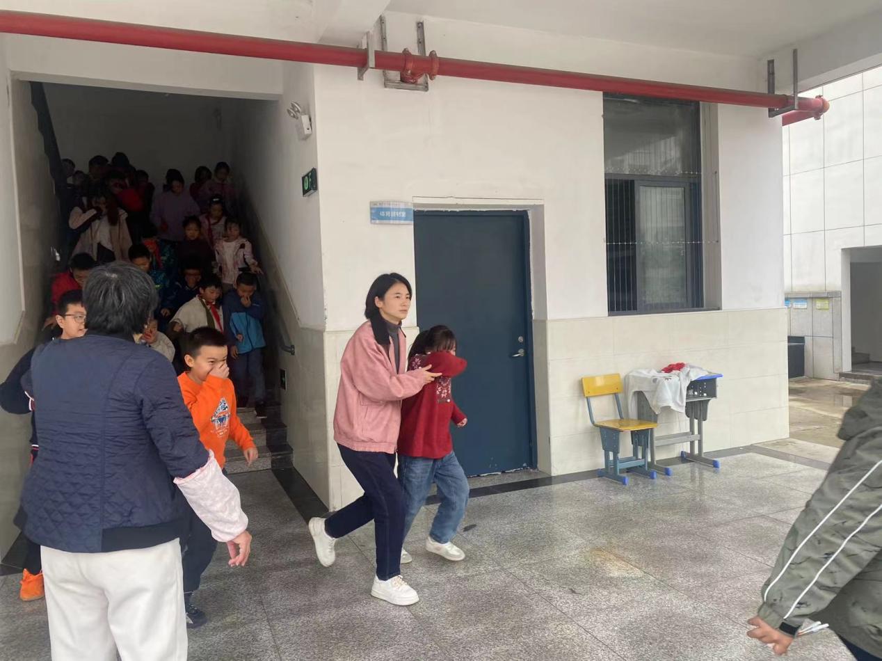 7baa0ef63ba127cfb2473fb4efbc02ad