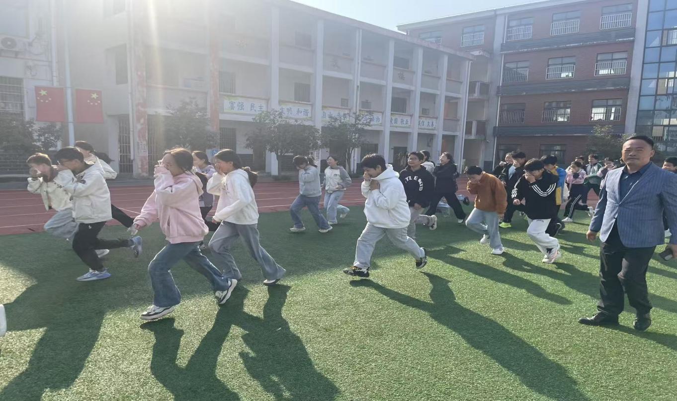 mmexport1763088836133