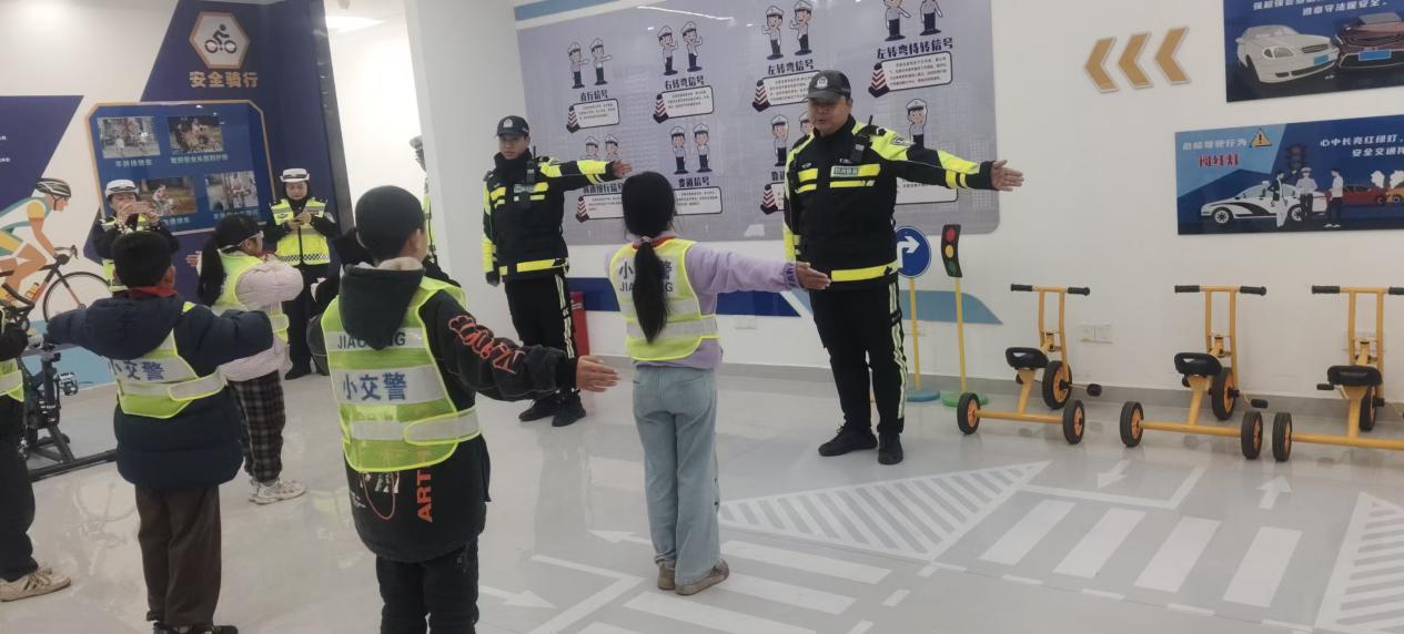 2c239caf27c54fb6a41c240588d597f4