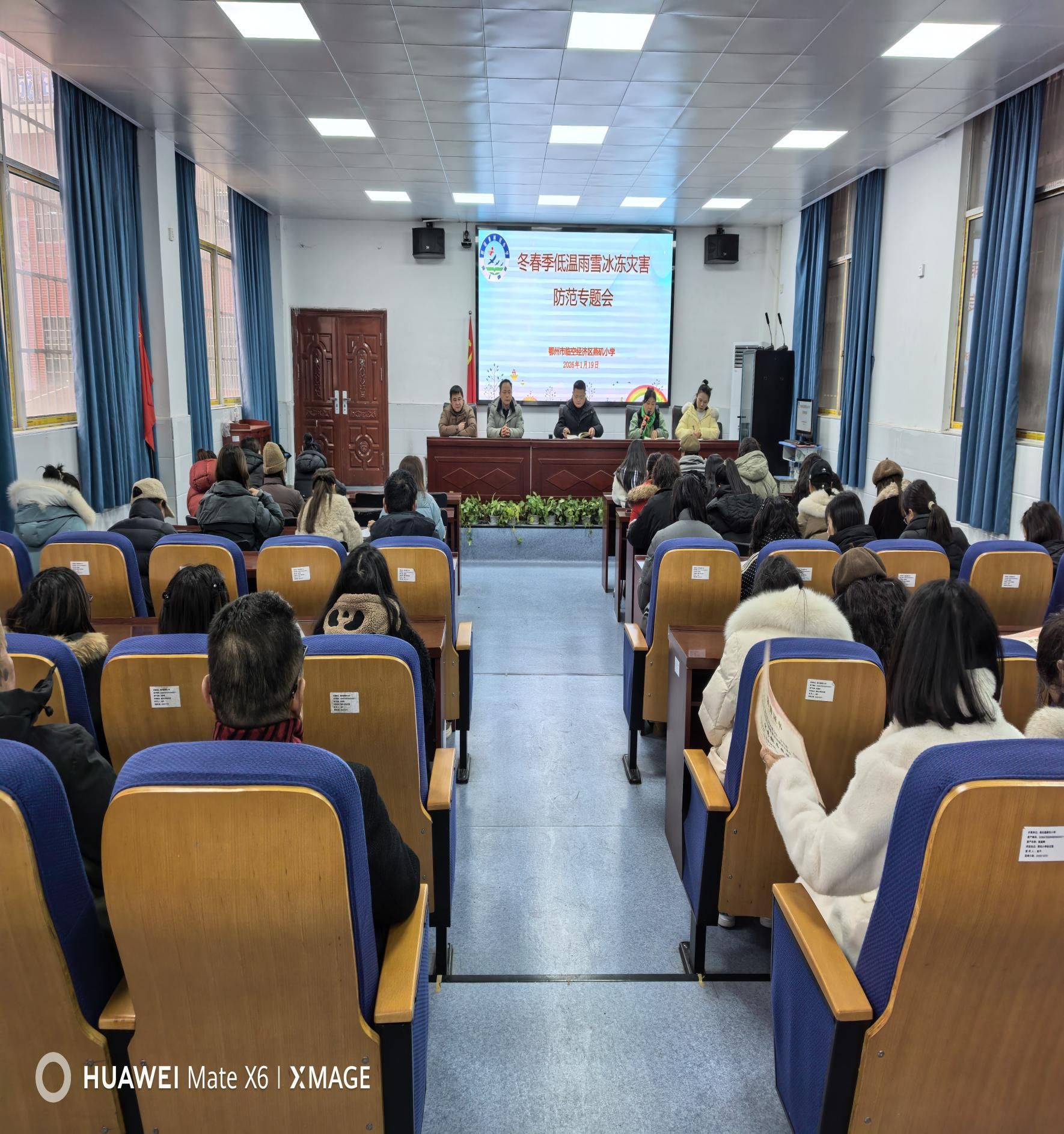 4d313852260b9dbf01e3663554d9a563