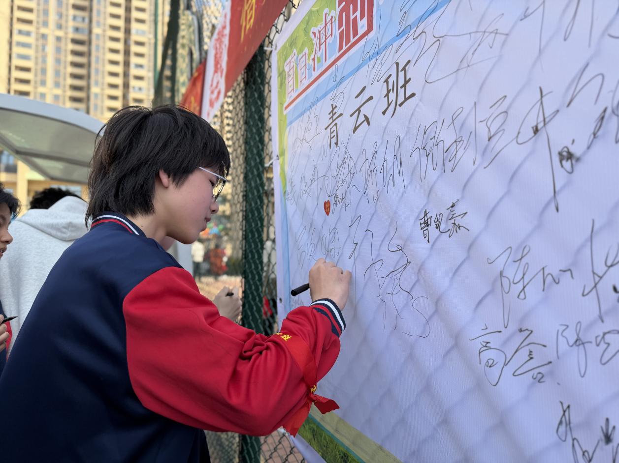 _cgi-bin_mmwebwx-bin_webwxgetmsgimg__&MsgID=8427962462579210672&skey=@crypt_6ea2c4ea_01318f189d3de1e1cc20abb30d09842a&mmweb_appid=wx_webfilehelper