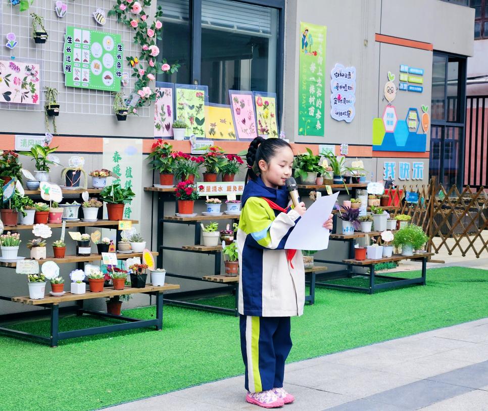 B8D7C362ED11865370B1A69FE101DDE7