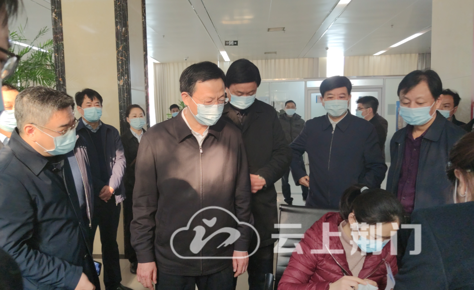 春风行动送岗位荆门市委书记现场喊话用辛苦指数换取幸福指数和发展