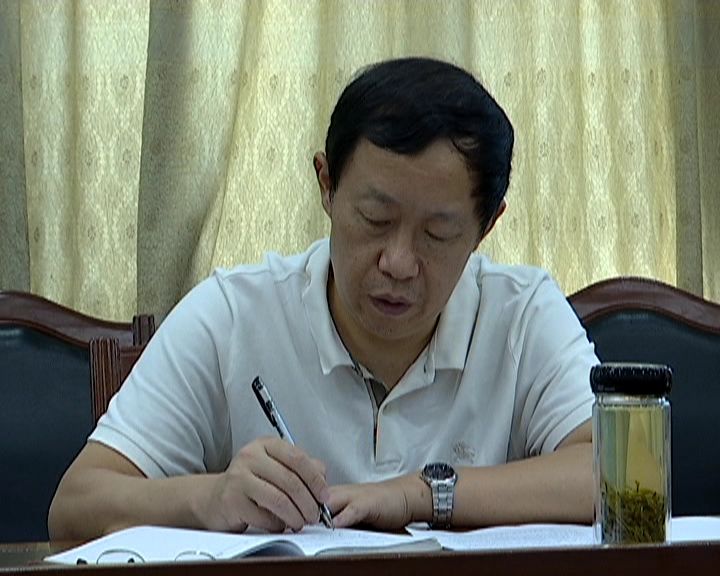 黄石市委常委统战部长杜水生来冶调研三山湖河长制落实情况