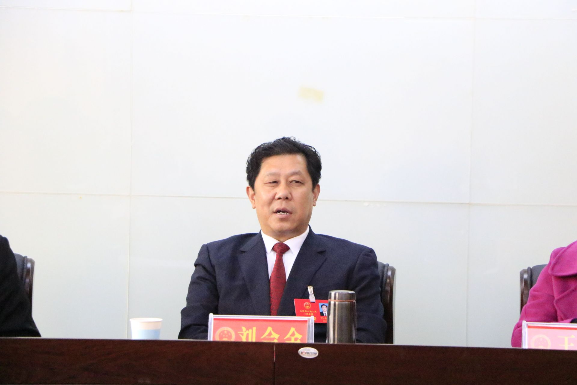 刘会金参加金湖街办代表团审议