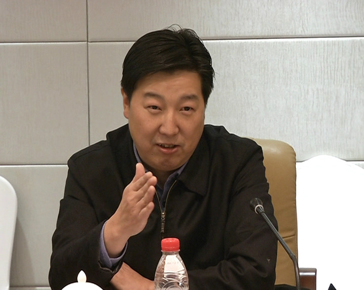 黄石市副市长,大冶市委书记李修武在签约仪式上致辞.