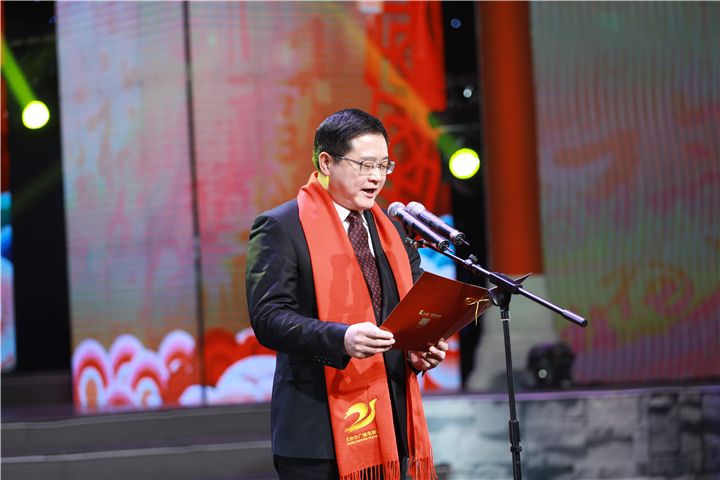 李修武,王刚,刘会金,胡长春 纪春明,江龙平,秦遵怀,汪涛,林海峰