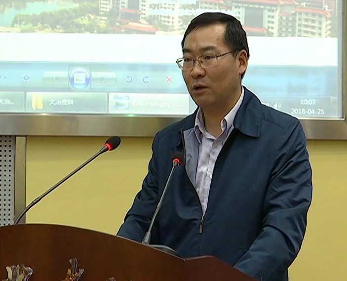 秦遵怀表示,当今竞争,就是人才的竞争.