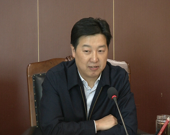 李修武主持召开市委常委会议