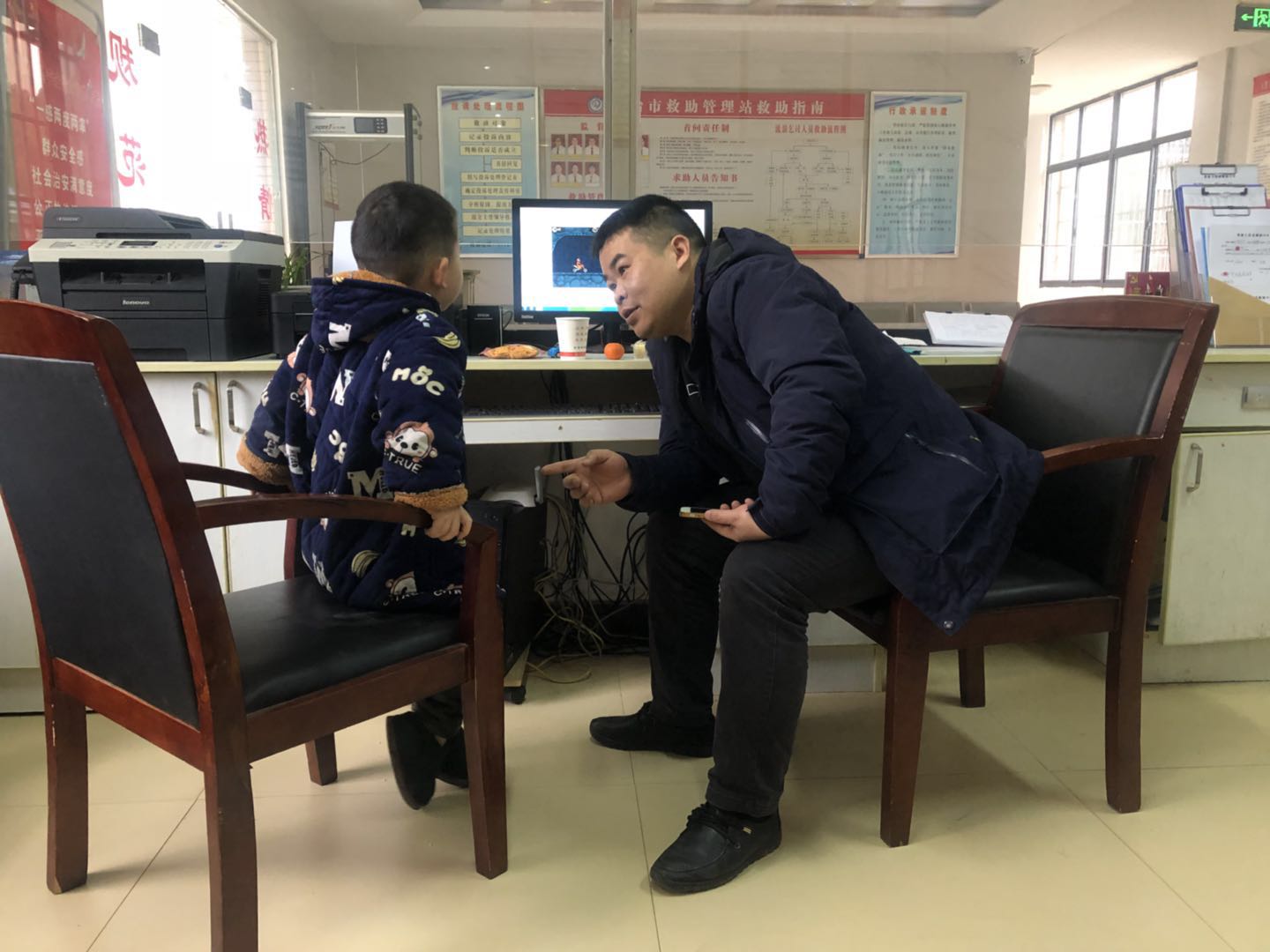 黄树声:用爱心点亮流浪人员归家路