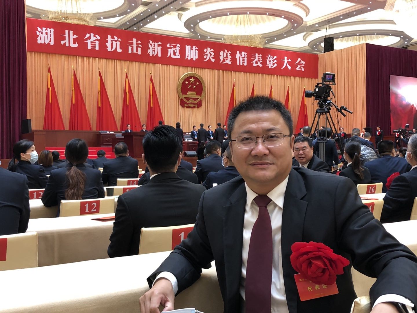 此刻,许清心潮起伏,久久难以平静——3月13日上午