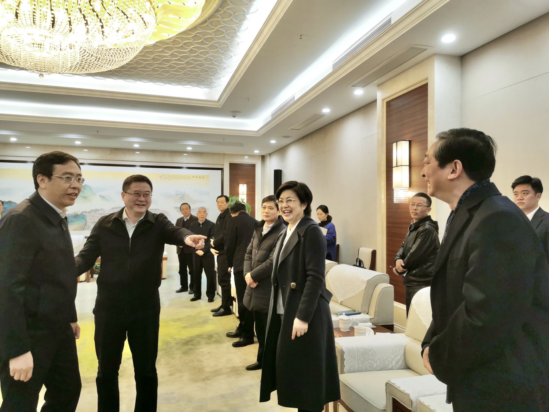大冶市党政代表团在南通答谢江苏援冶医疗队