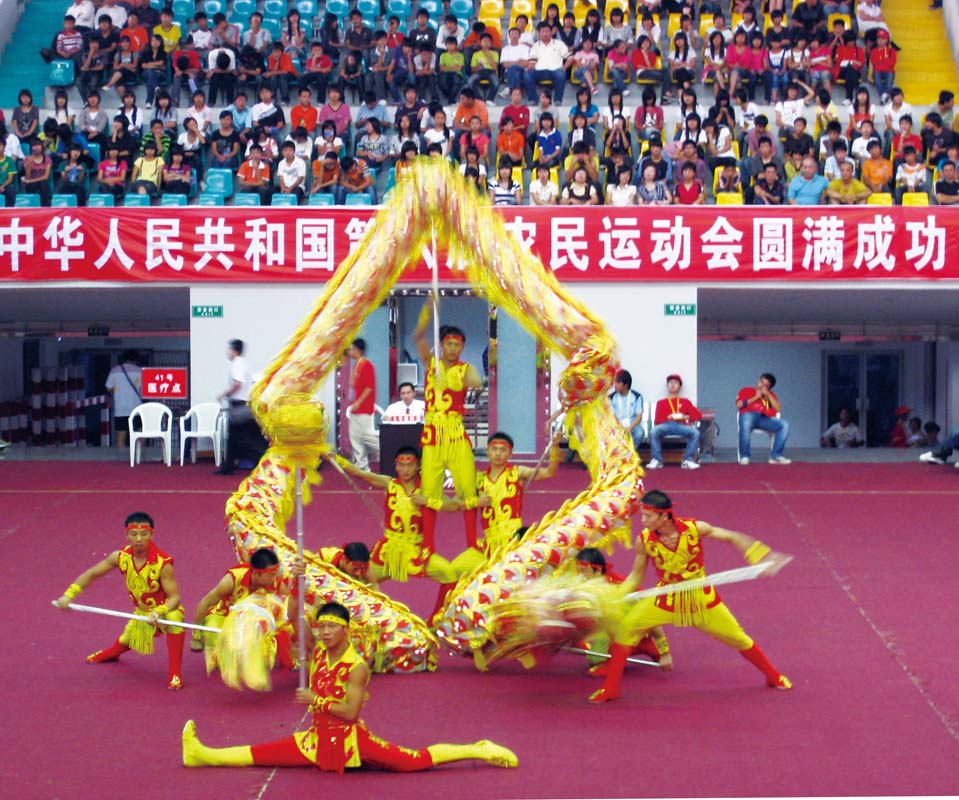 从草台班子到亮相国际舞台陈贵龙狮队舞出新高度