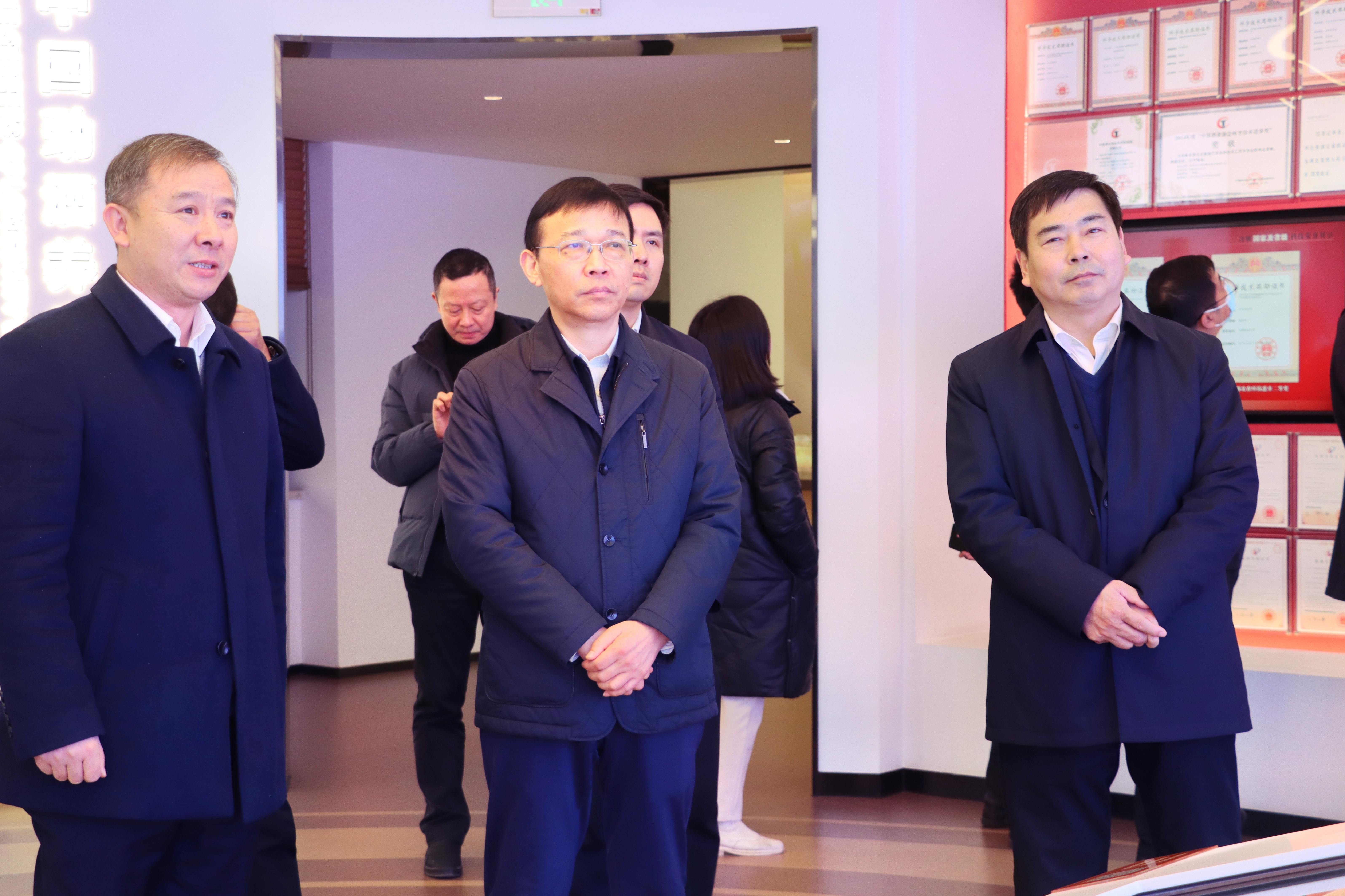 省科技厅厅长冯艳飞到大冶湖高新区调研科技创新工作 以创新体系建设