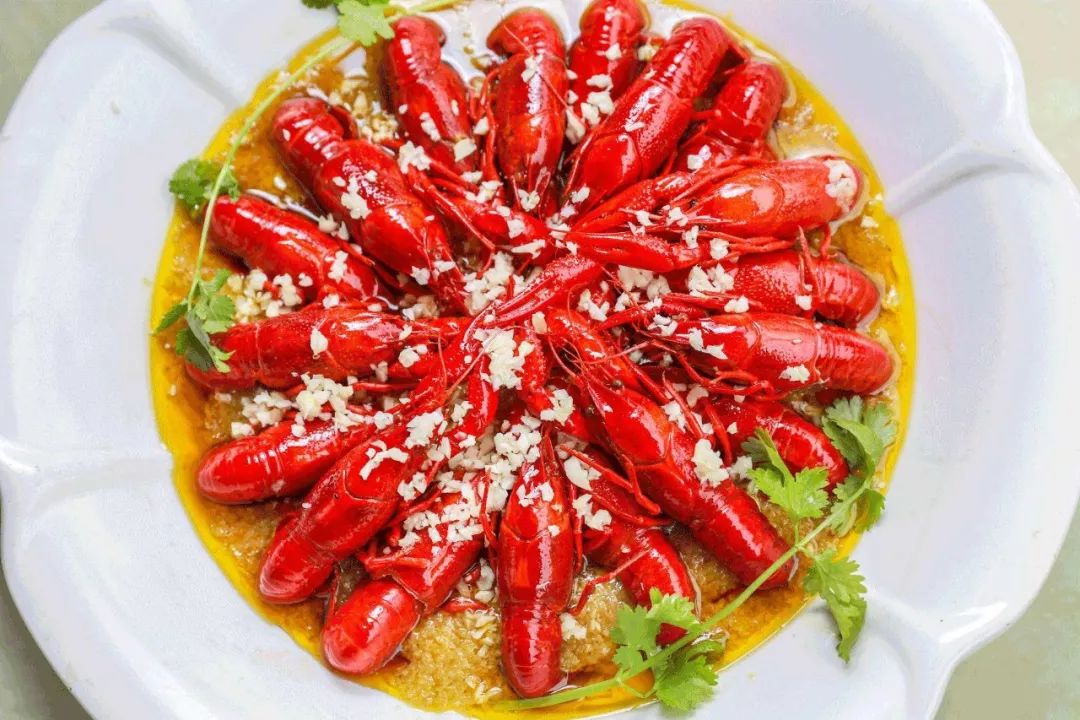 成就了红星虾皇"开锅十里香,隔壁千家醉"的美名