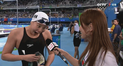 洪荒少女来啦游泳世界冠军傅园慧力助荆门抗疫