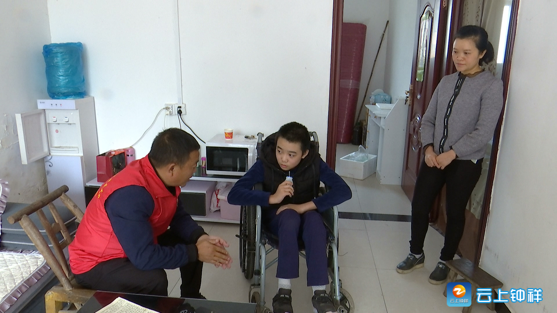 钟祥市14岁血友病患者辍学在家期盼爱心人士伸出援手助其重返校园