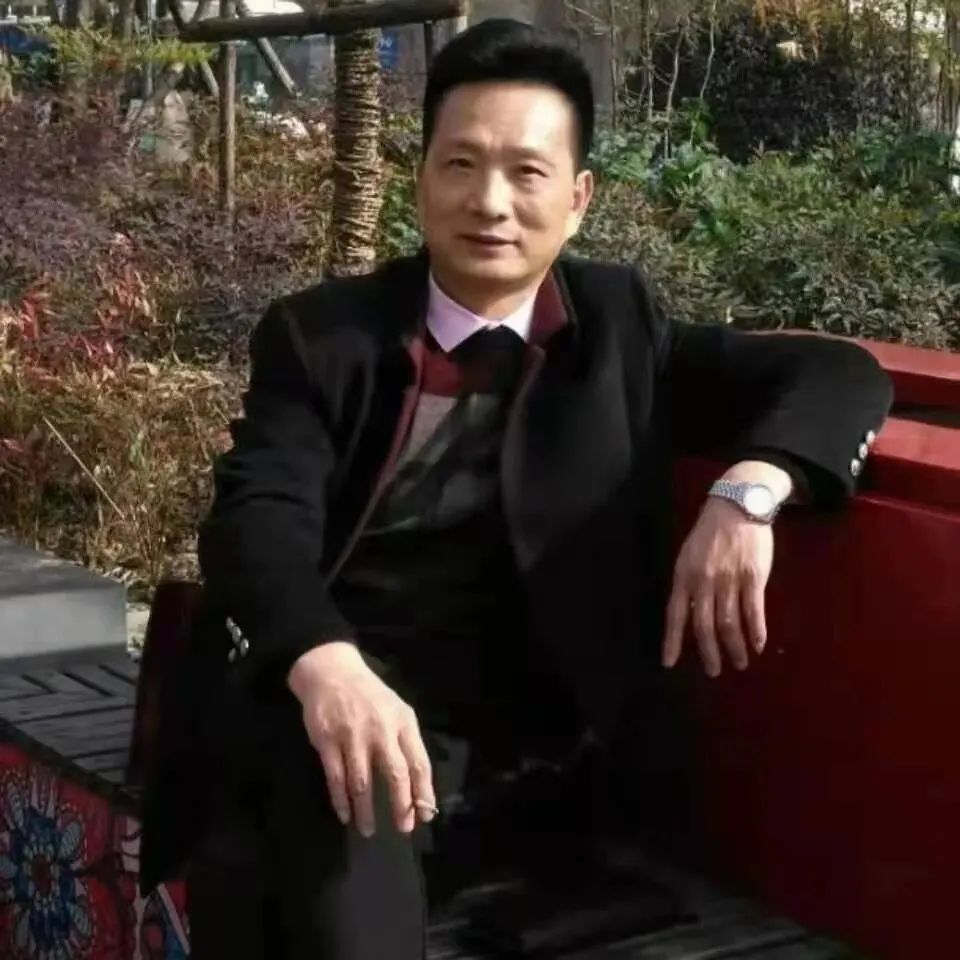 周慧柳顺涛朗诵历史不会忘记作者王文建