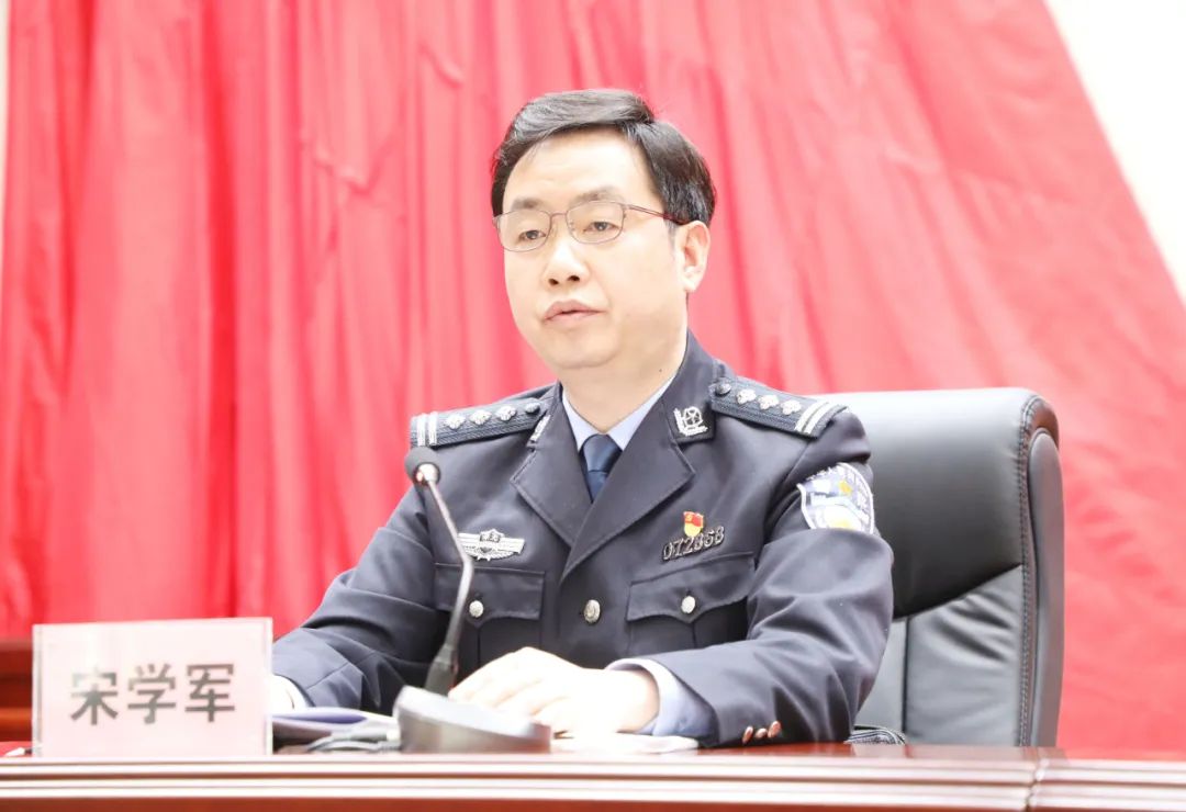 踔厉奋发创特色勇毅前行争一流钟祥市召开2022年公安工作会议