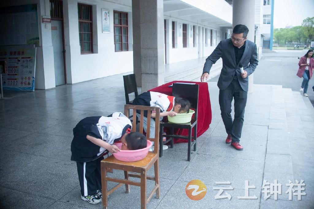 钟祥八中开展防溺水安全教育活动