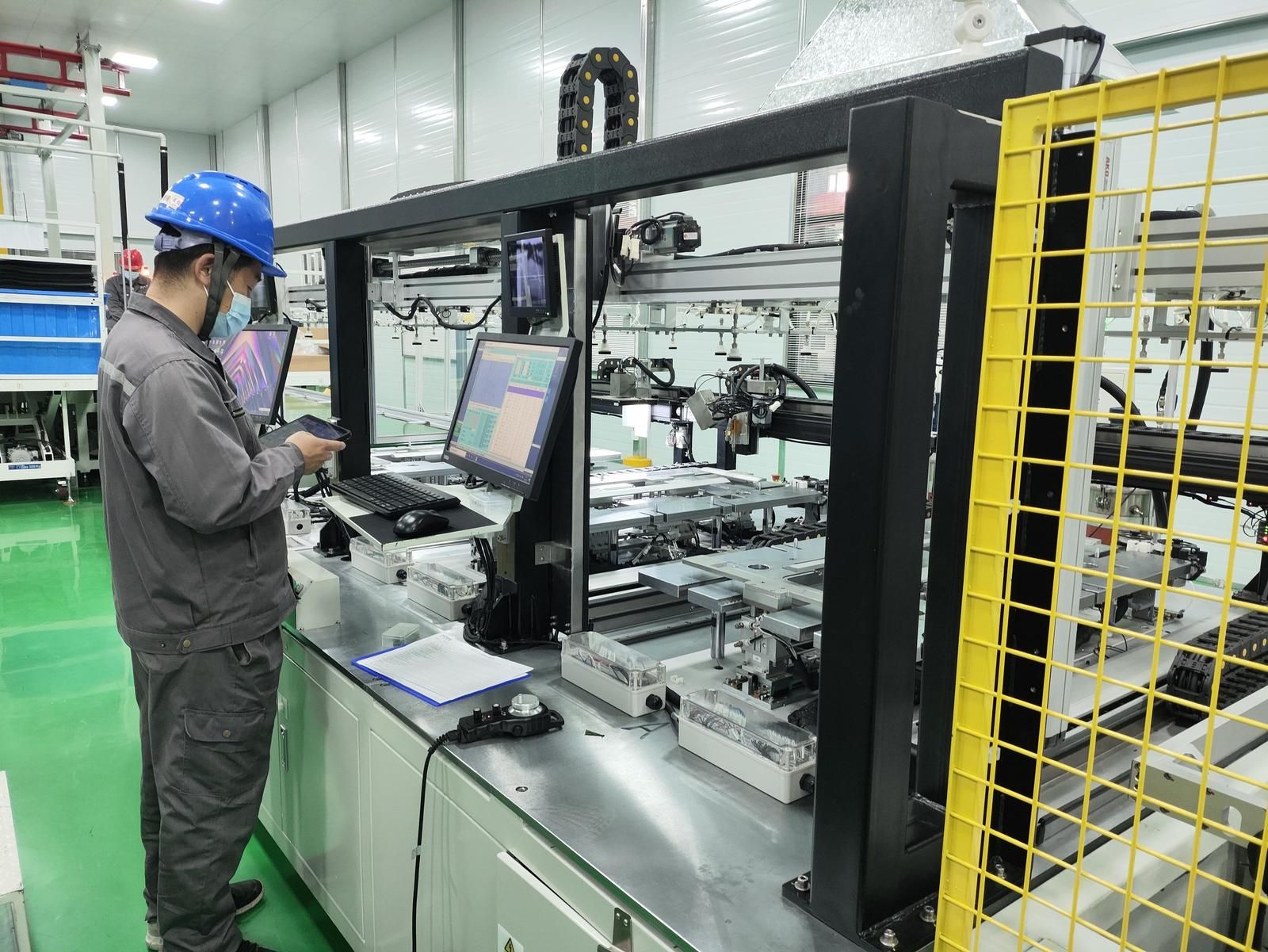 大力储能生产车间正在加紧生产