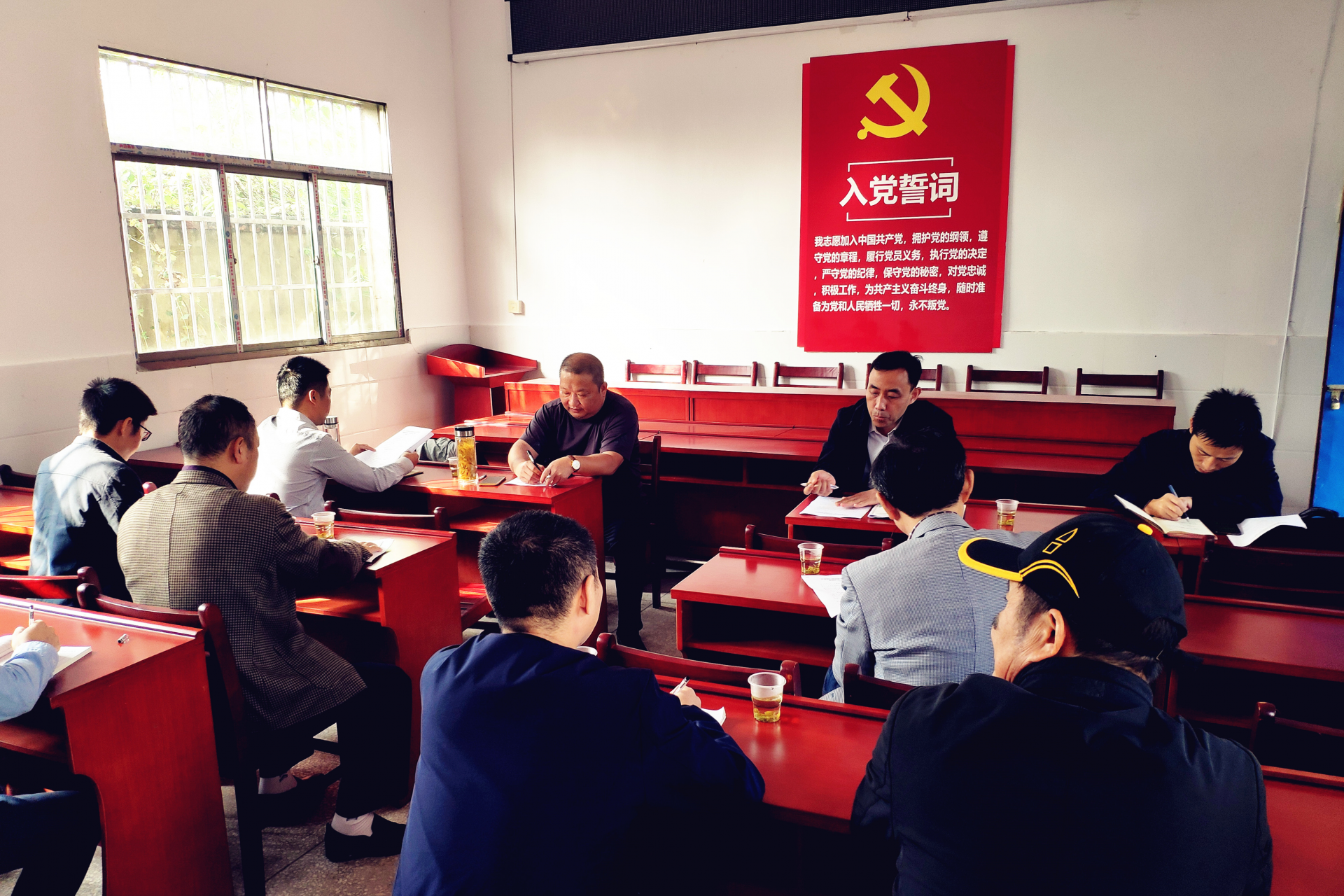 郭康安到浮屠白浪村调研指导软弱涣散基层党组织整顿转化工作