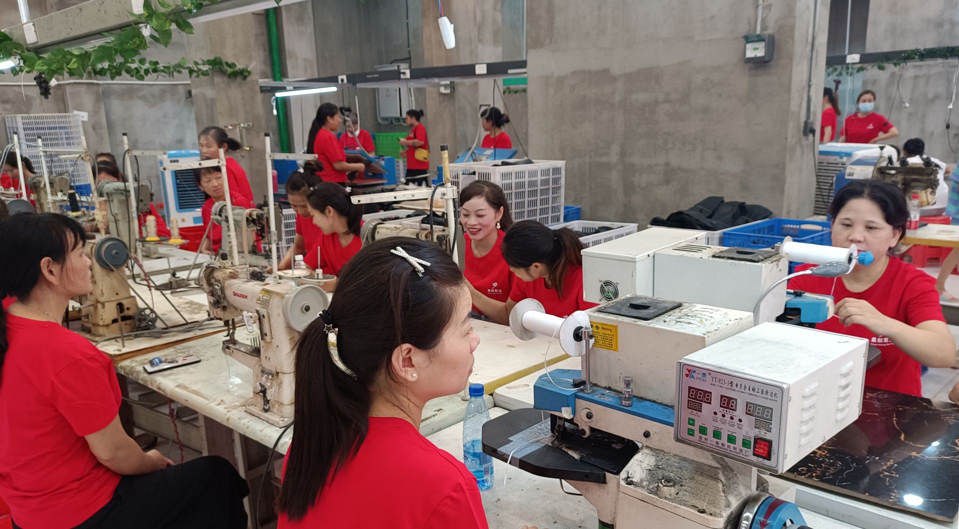 助力乡村振兴白沙镇这家鞋厂三次搬家