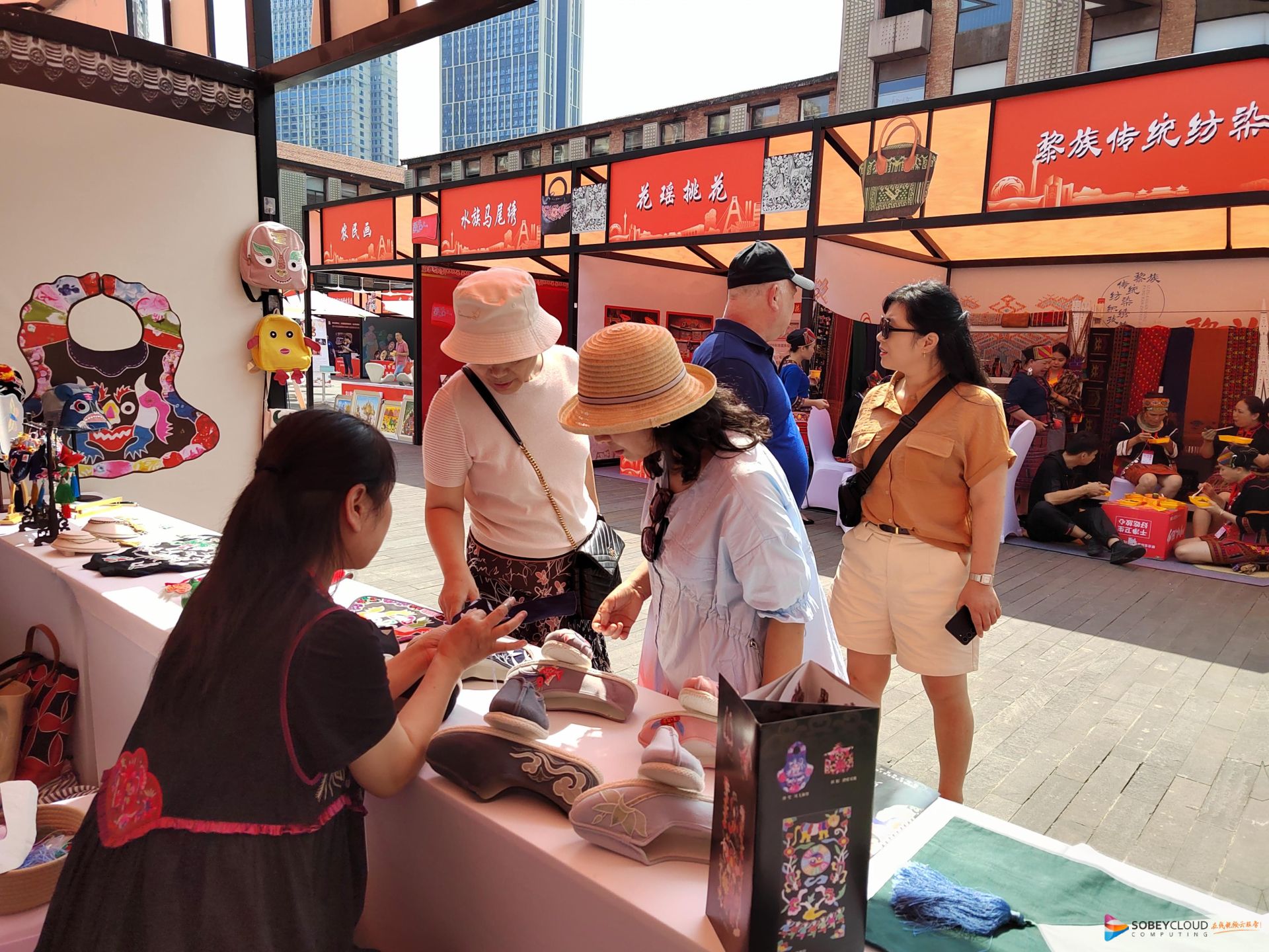 阳新布贴亮相首届中国群众文化品牌发展大会