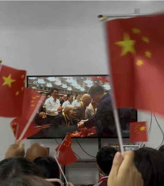 握手.png