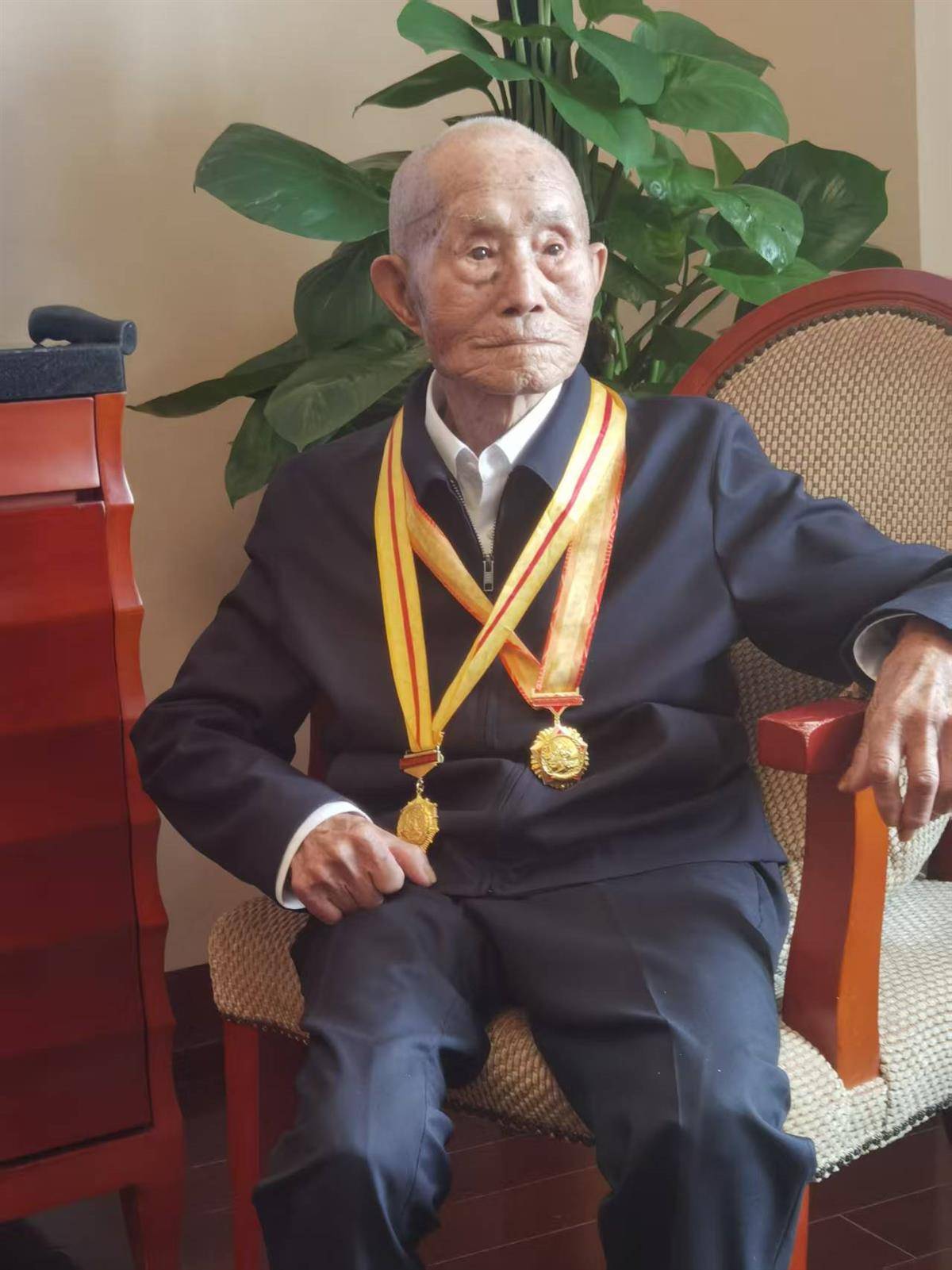 刘吉祥2.jpg