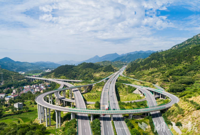 (0326改)麻城,向上!.docx