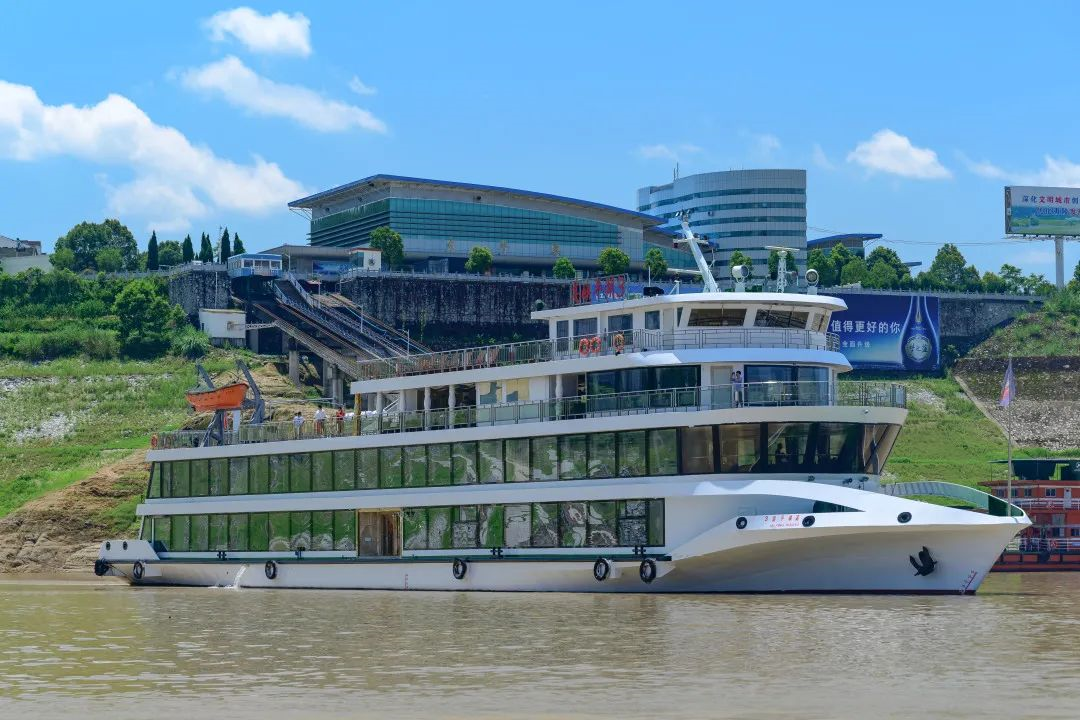 秭归人高峡平湖游船此时不去更待何时