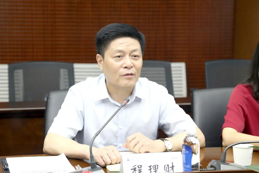 胡凯到山河集团调研