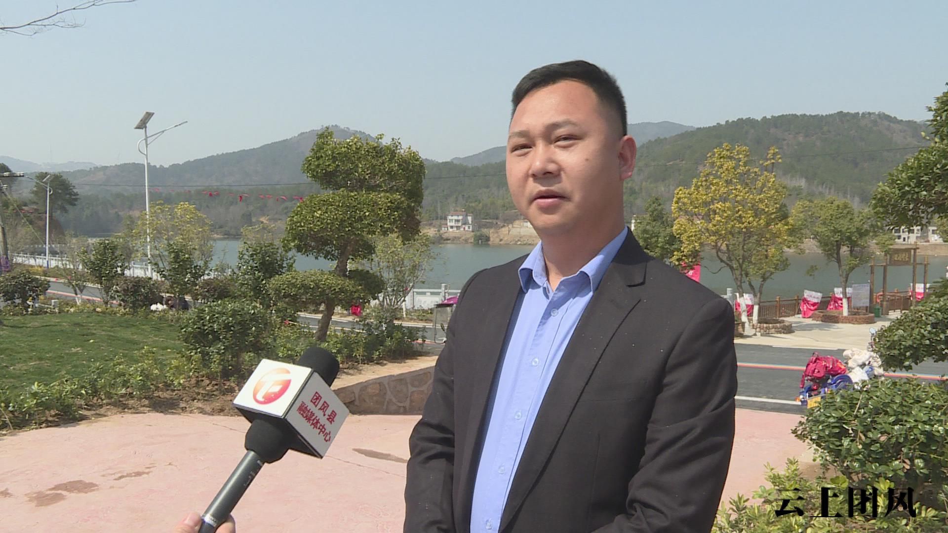 团风县淋山河镇解放思想促发展担当实干助振兴