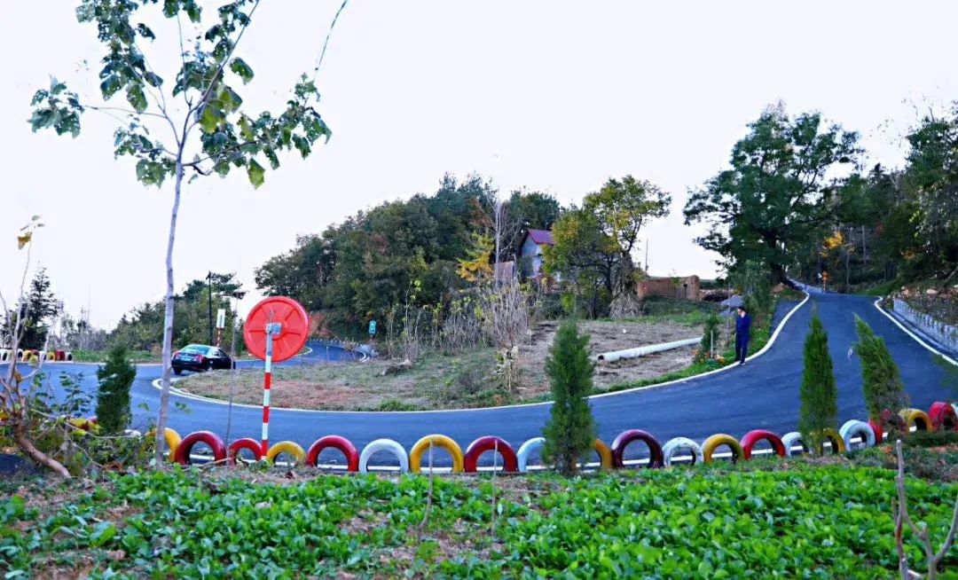 南漳网红路花朝路展开美丽乡村新画卷
