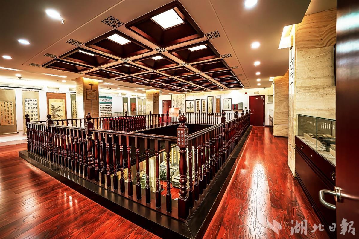 热点关注武大藏经阁恢弘亮相