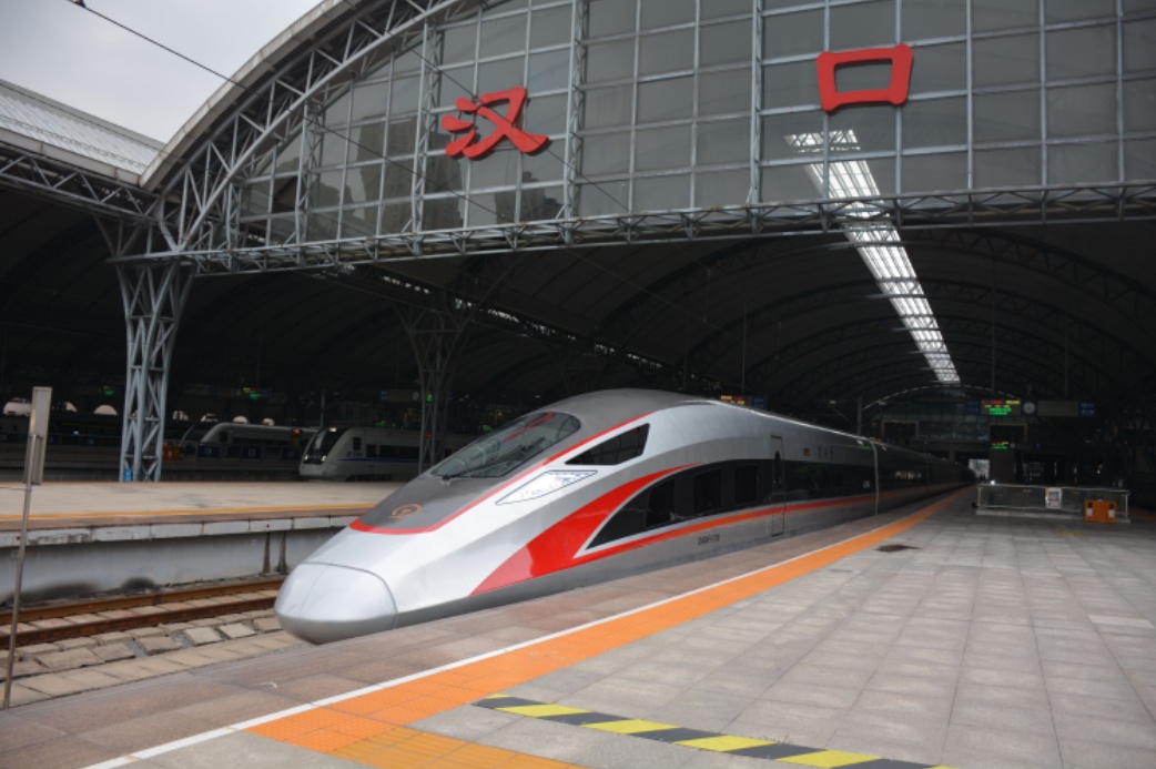 热点关注黄黄高铁将开通武汉一小时到九江三小时到杭州