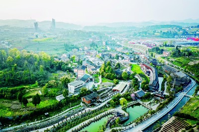 【热点关注】贵州遵义市红花岗区深溪镇龙江村:集体经济兴 村民生活富