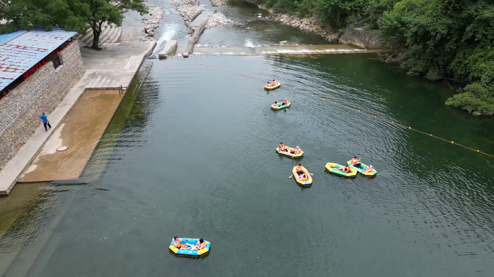 湖北南漳:乐享漂流   清凉一"夏"