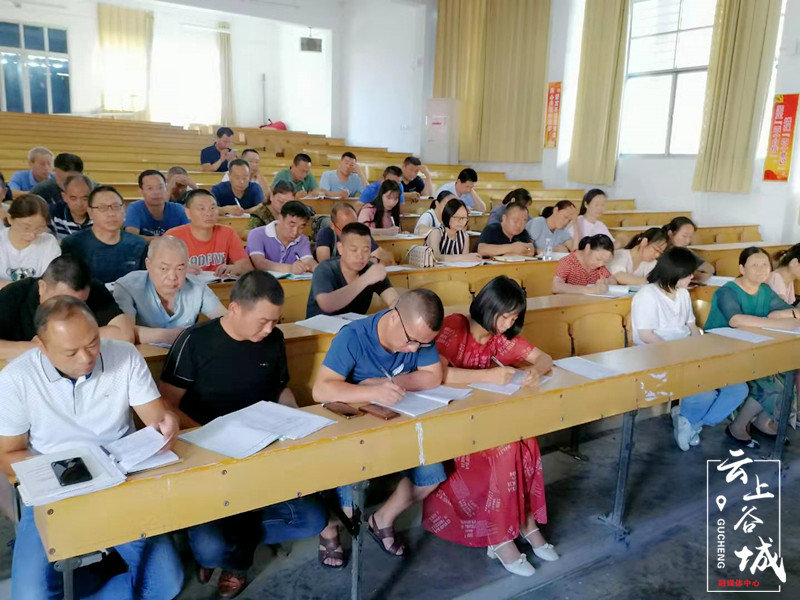 谷城职教中心强化安全管理织密筑牢学生安全防线