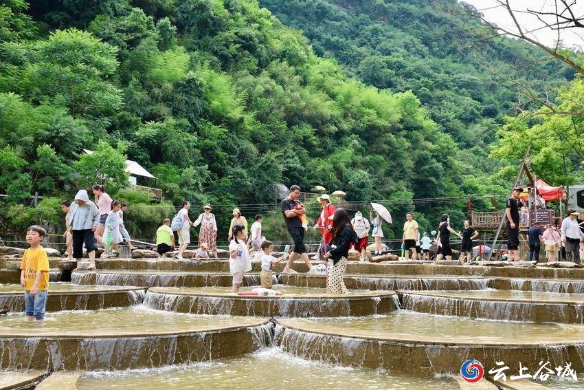 谷城班河风景区图片