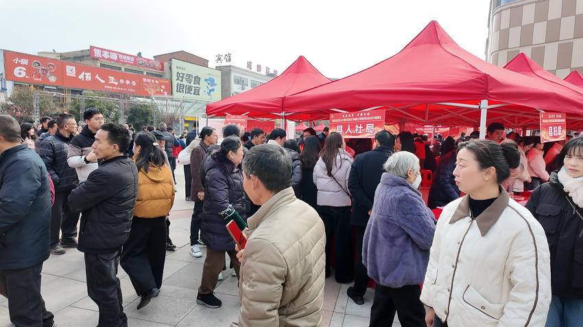 谷城：巾帼筑梦正当时 春风送岗暖人心 