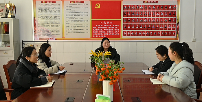 冲刺百强县 巾帼在行动丨谷城县粉阳路小学“小树苗护卫队”：以爱为灯 照亮童心 