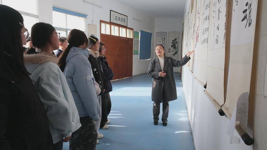 冲刺百强县 巾帼在行动丨黄云：大山深处的书香守护者 