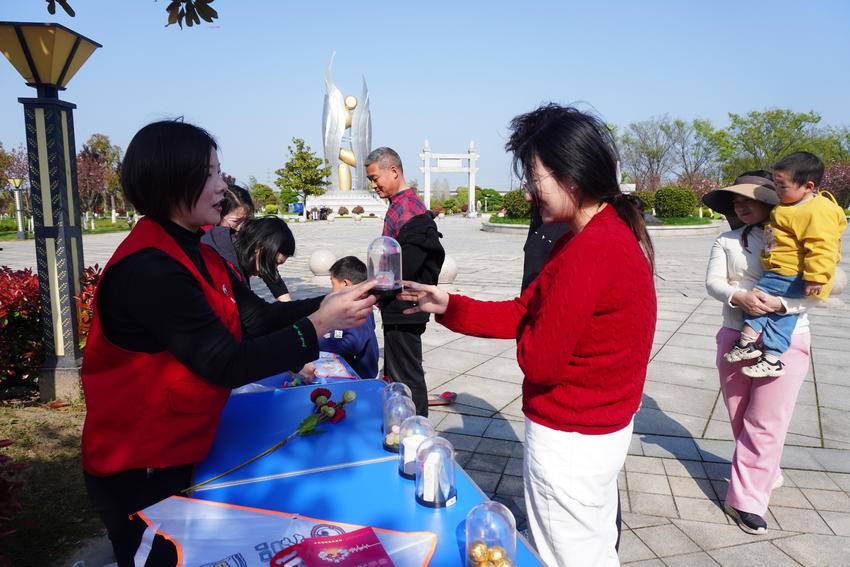 春日限定！谷城县禁毒办邀你把拒毒决心画在风筝上 